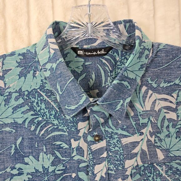 Travis Mathew Shirt Men's Blue Floral Hawaiian Button Shirt Golf Size XL - Picture 2 of 10